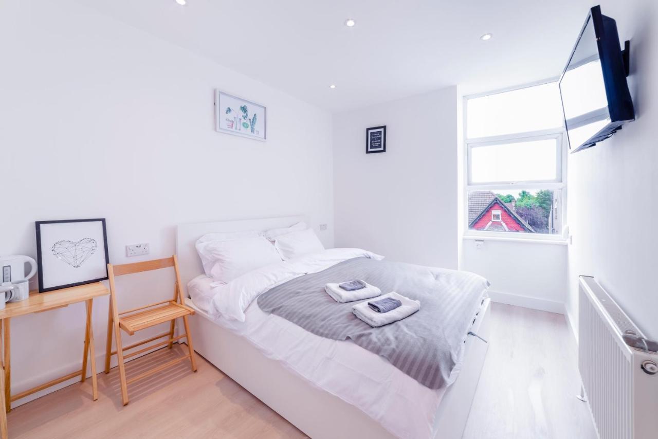 Quiet Cosy Rooms Harrow Exterior photo