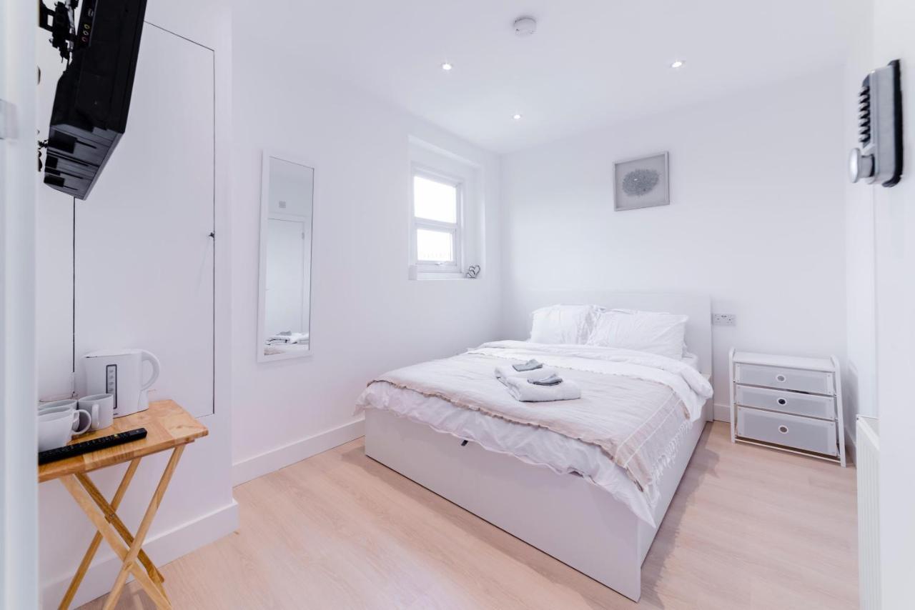 Quiet Cosy Rooms Harrow Exterior photo